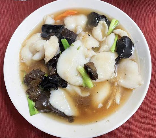 Fish Fillet in Special Wine Sauce 糟熘鱼片